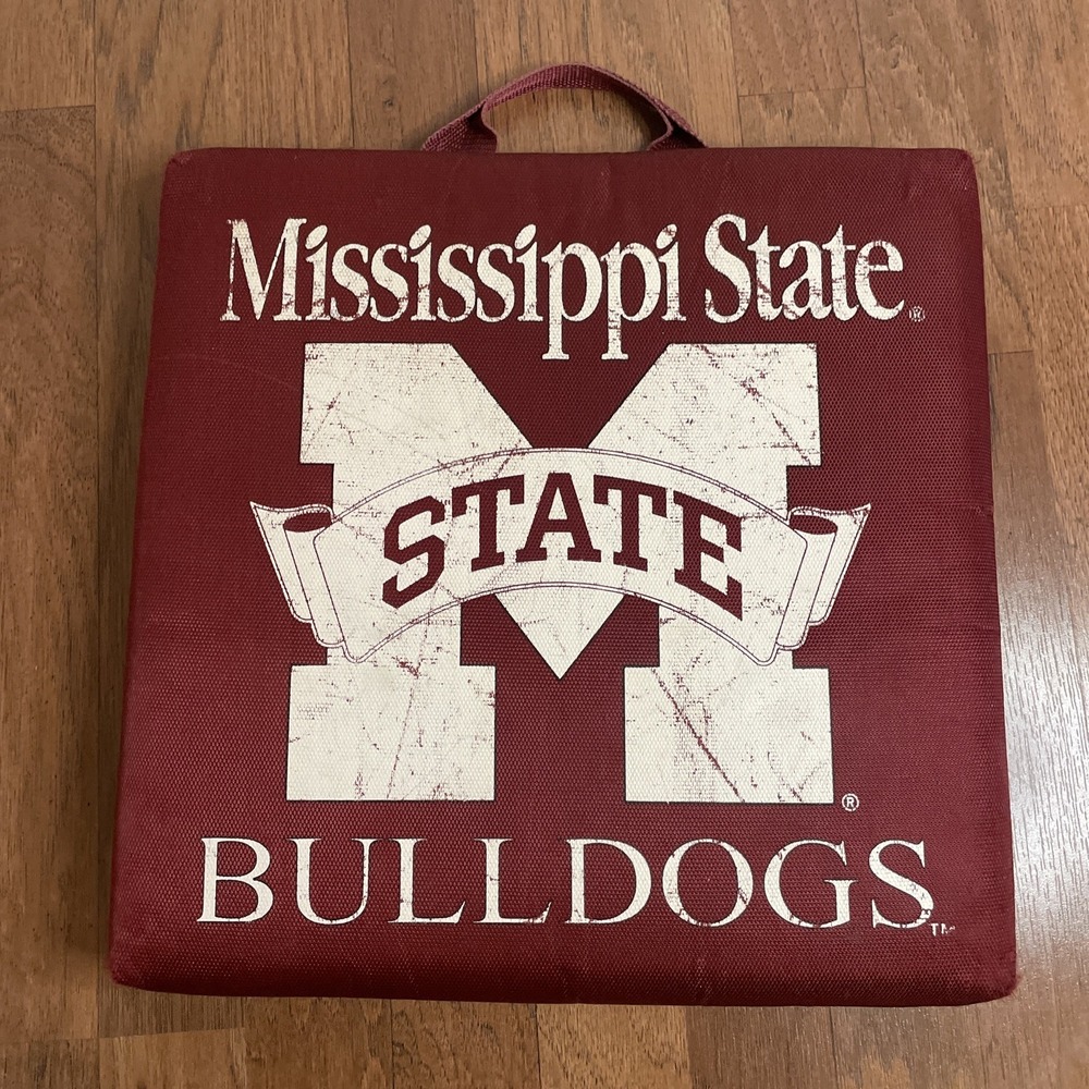 Logo Vintage Mississippi State University Bulldogs Stadium Seat Cushion Handle